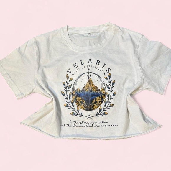 Source Unknown Tops - ACOTAR Velaris Cropped White Tee, Front & Back Graphics, Size M